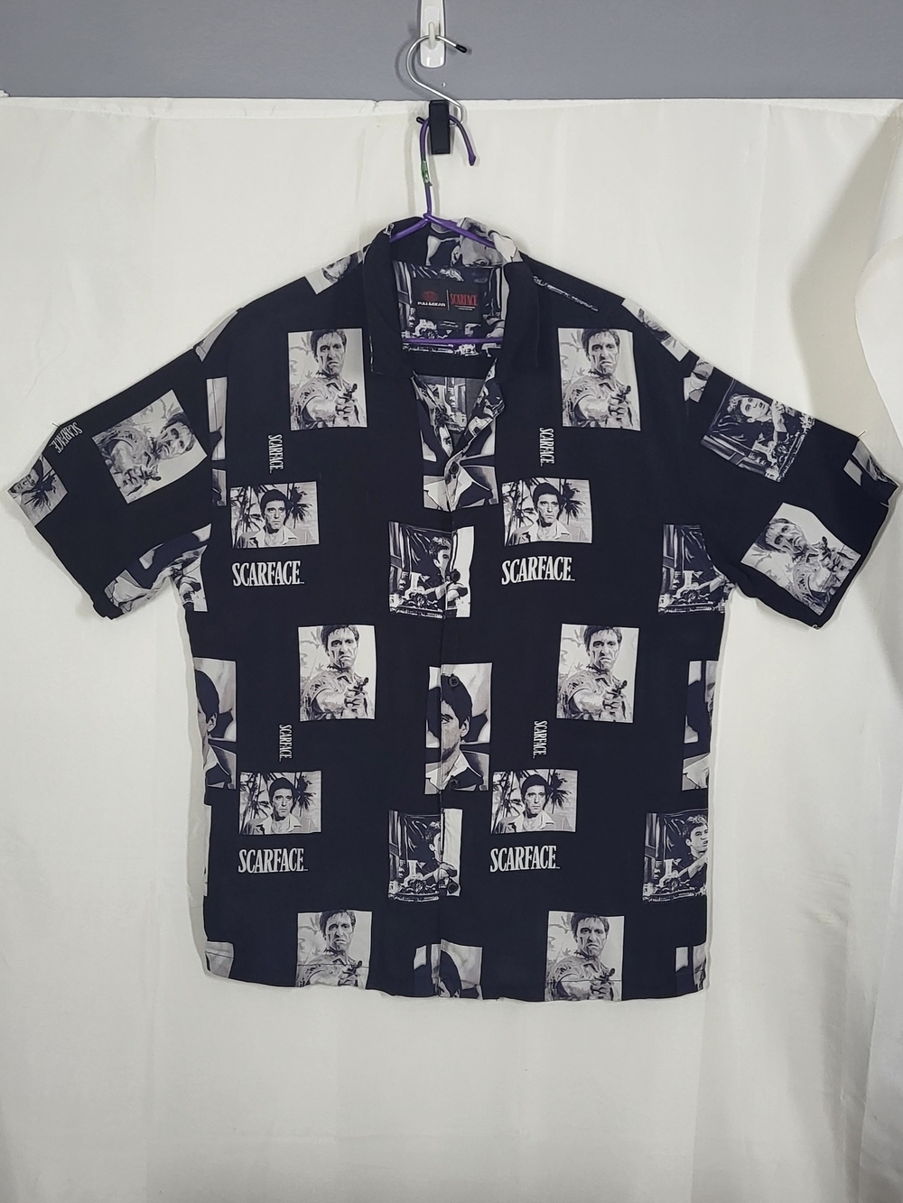 Scarface Graphic Short Sleeve Button-Down Shirt - Black